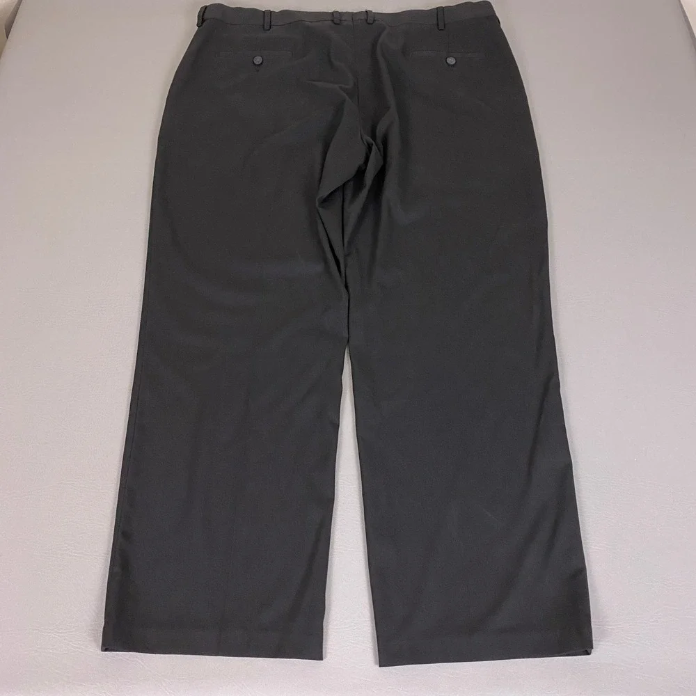 JM Haggar Dress Pants Men's Size 42x30 Black Stretch Slacks Flat Front